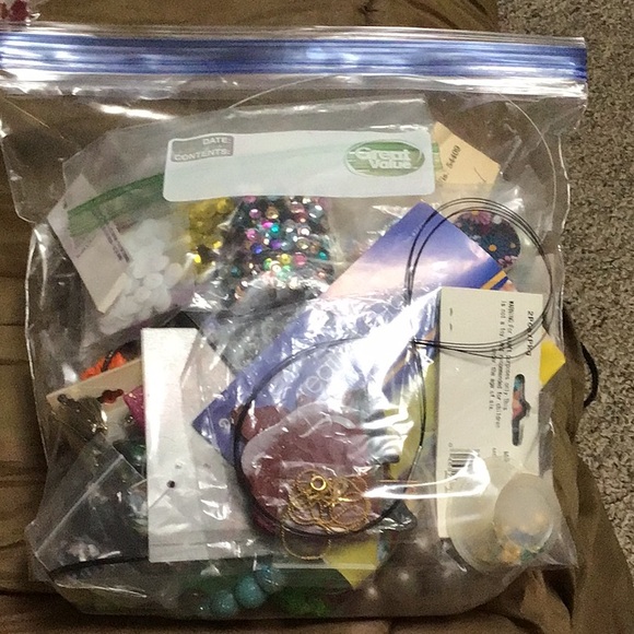 Jewelry - Colorful Bead Craft Set, 1 gallon bag + adding more all the time.